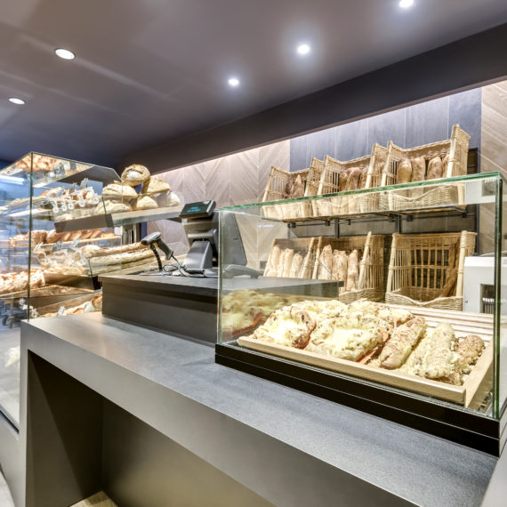 Rénovation du magasin d'une boulangerie pâtisserie à Pessac