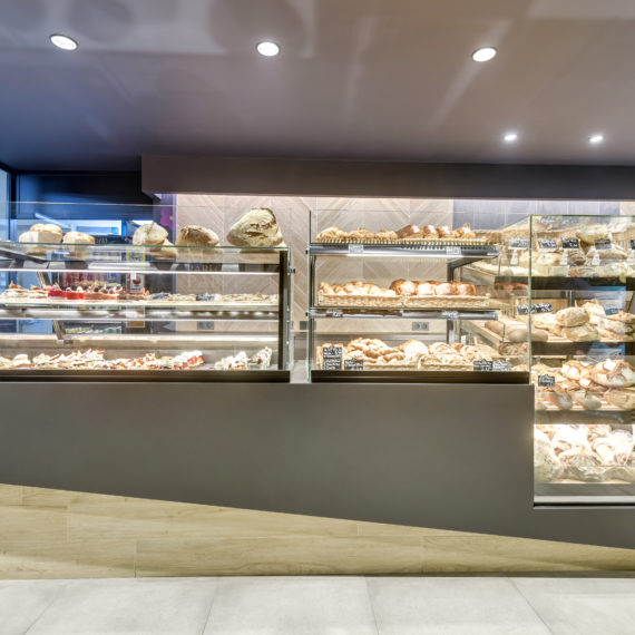 Rénovation du magasin d'une boulangerie pâtisserie à Pessac